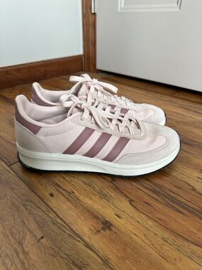 adidas Women's 70s run 2.0 Light Pink and Mauve Lace-Up Shoes Size 9